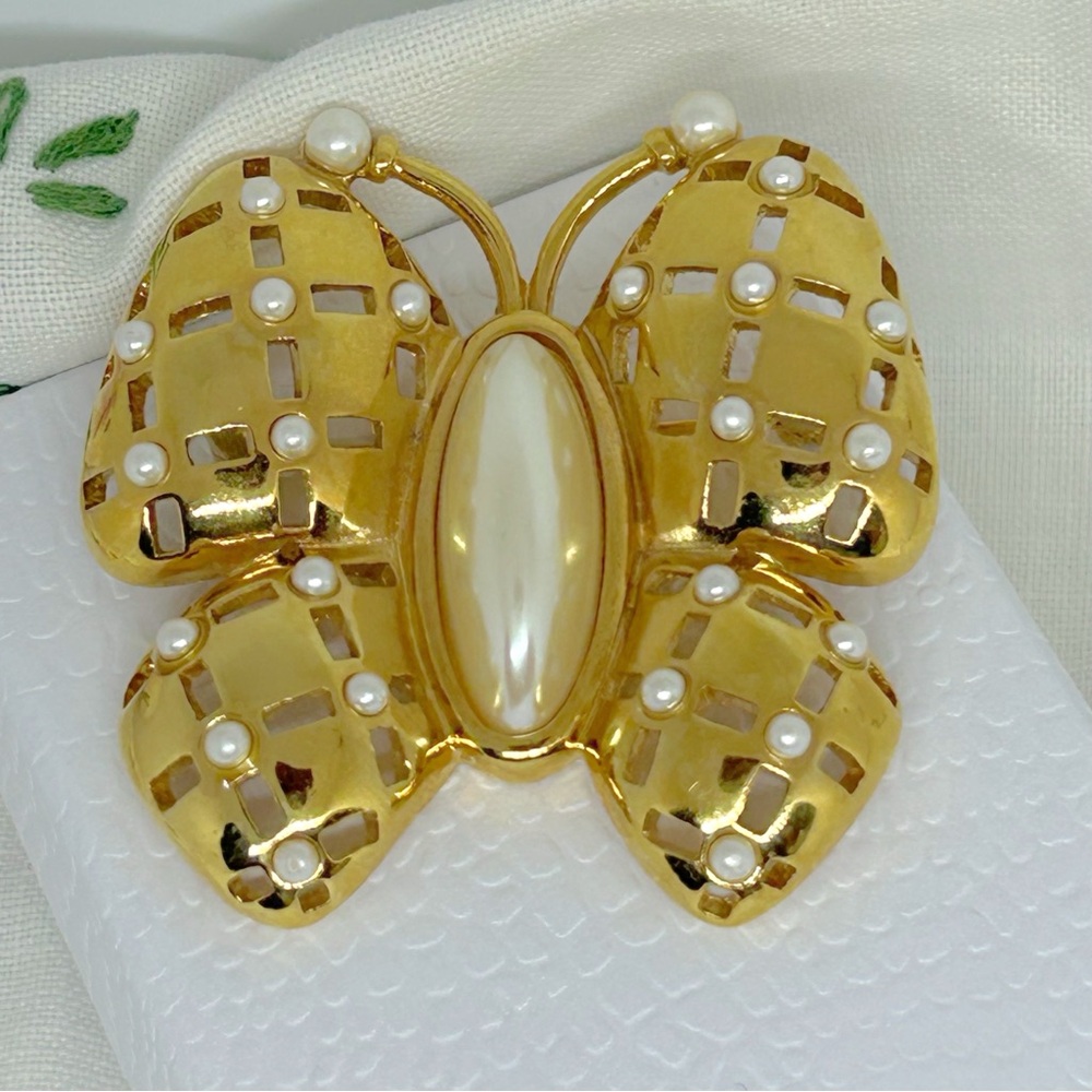 Gold Tone Butterfly Brooch with Faux Pearls